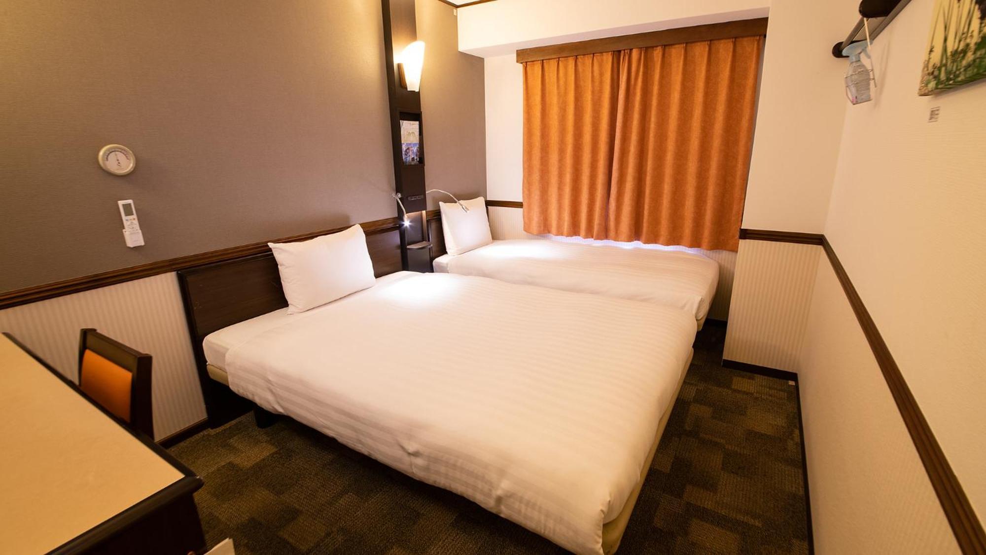Toyoko Inn Toyama-Eki Shinkansen-Guchi No.2 Habitación foto